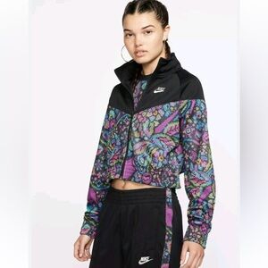 Nike women’s jacket